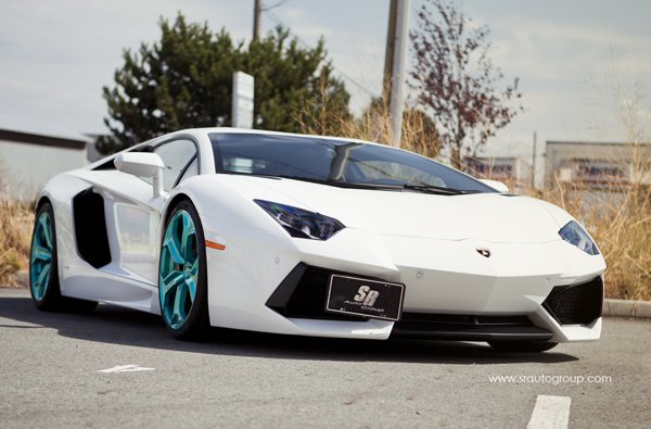 Lamborghini Aventador  Liberty Walk Performance