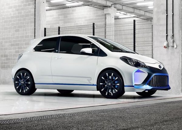 Yaris-R -     Toyota